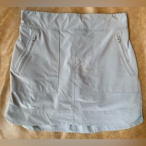 Athleta Beige Brooklyn Mid Rise 16 Skort Size 4